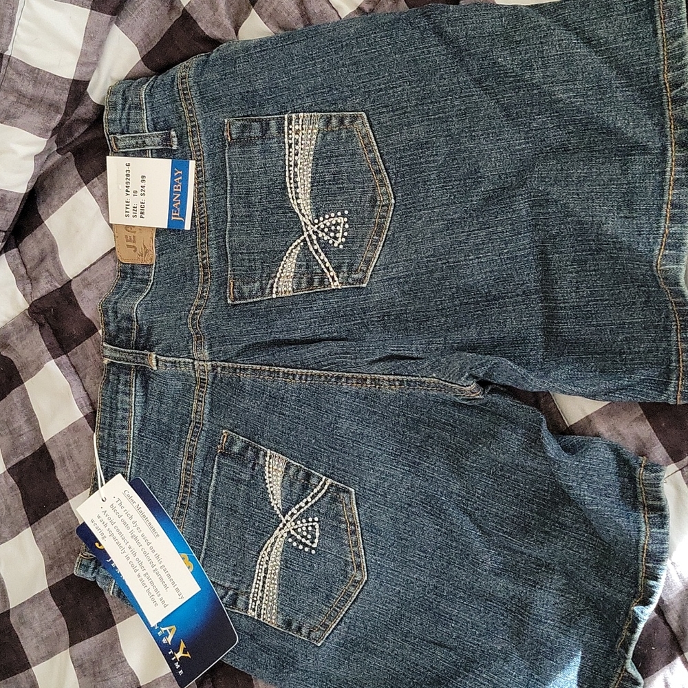 NEW Jeanbay Denim Shorts Size 10